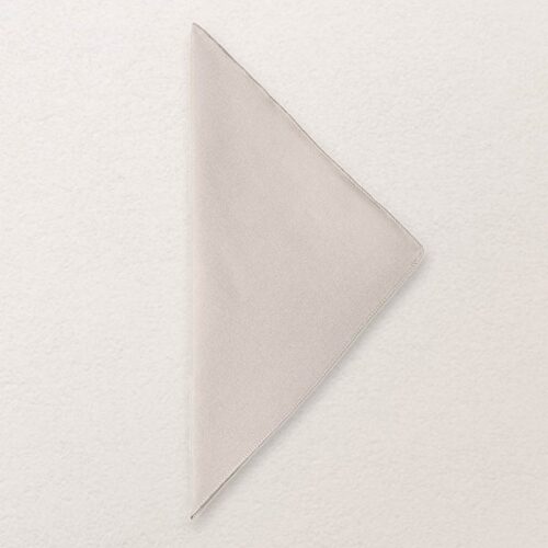 Polyester cloth napkin in buttercream 50x50cm